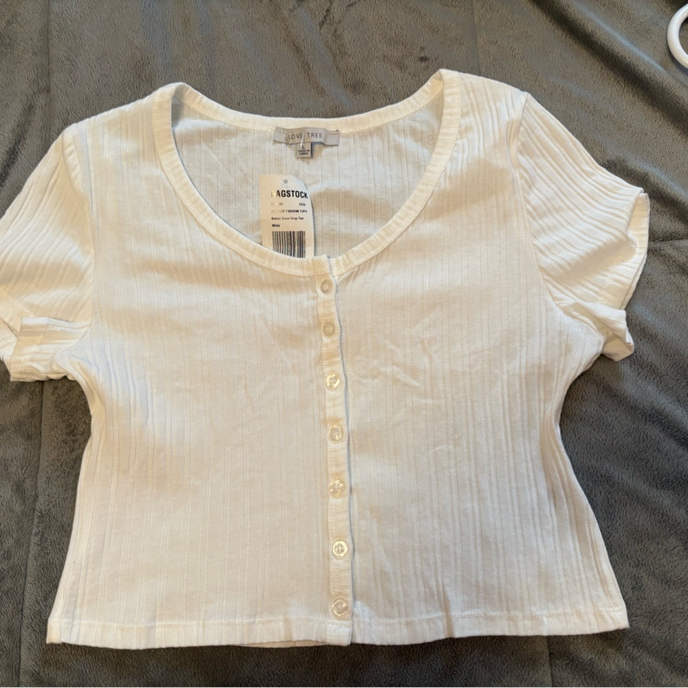 Love Tree White Ribbed Button-Front Crop Top